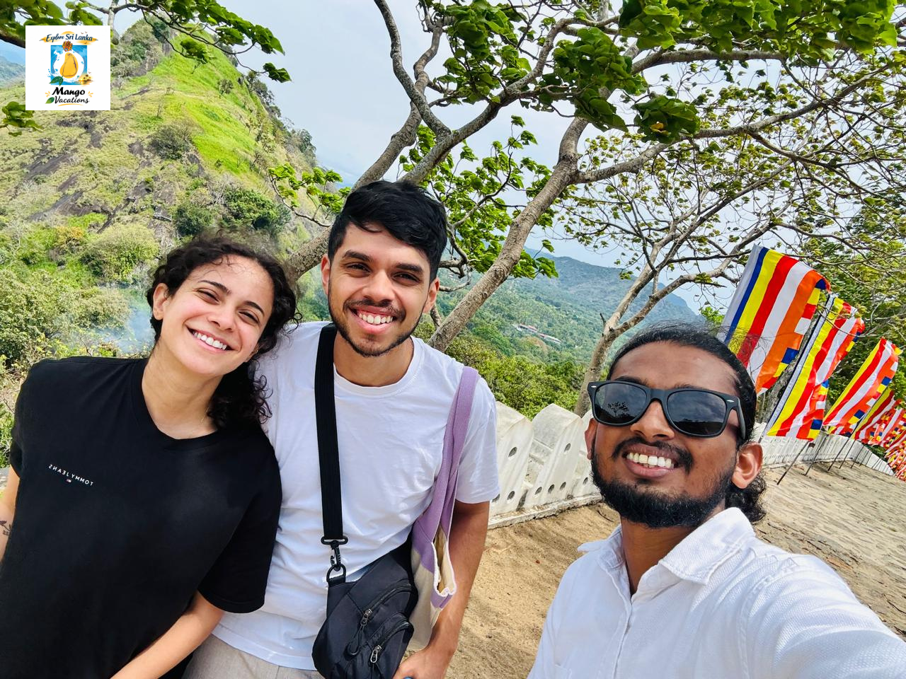 12 days Sri Lanka honeymoon itinerary couple exploring Sri Lanka